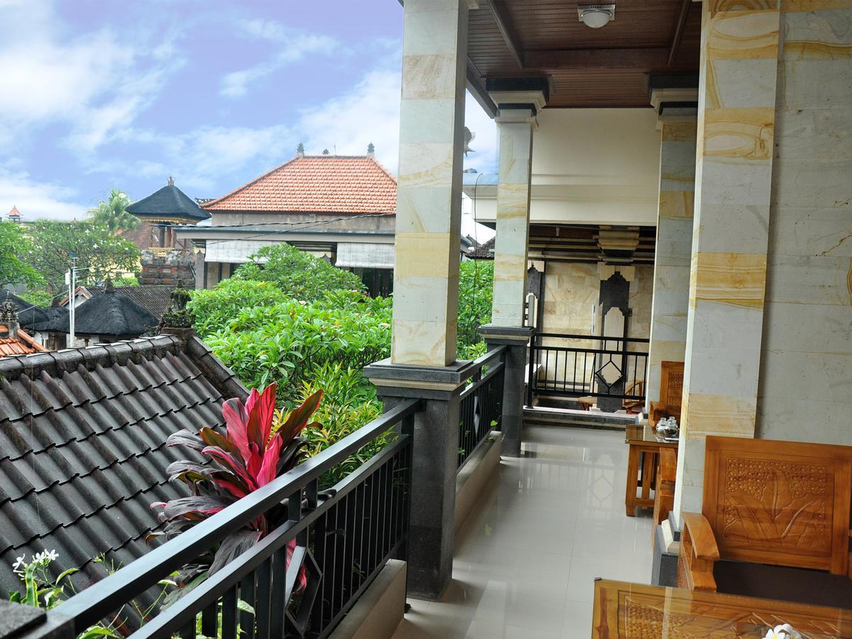 Mira Family Homestay Ubud  Exterior photo